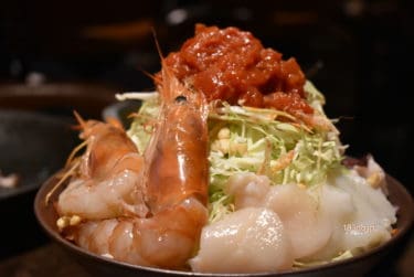 【渋谷スクランブルスクエア】注目グルメ！もんじゃ焼き「もへじ」贅沢な海鮮丸ごと、てんこ盛り