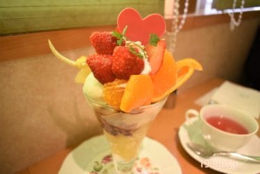 【新宿　パフェ】「千疋屋」フルーツパーラーで季節限定パフェとフルーツサンドのランチ