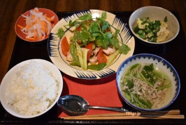 【代々木上原】アットホームなベトナム料理「バタフライカフェ」メニューは家庭料理の定食やフォー。ベトナム人気スイーツ・チェーも