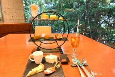 「ホテル雅叙園東京」マンゴーアフタヌーンティー  緑あふれるスポットで南国感たっぷりのスイーツを堪能