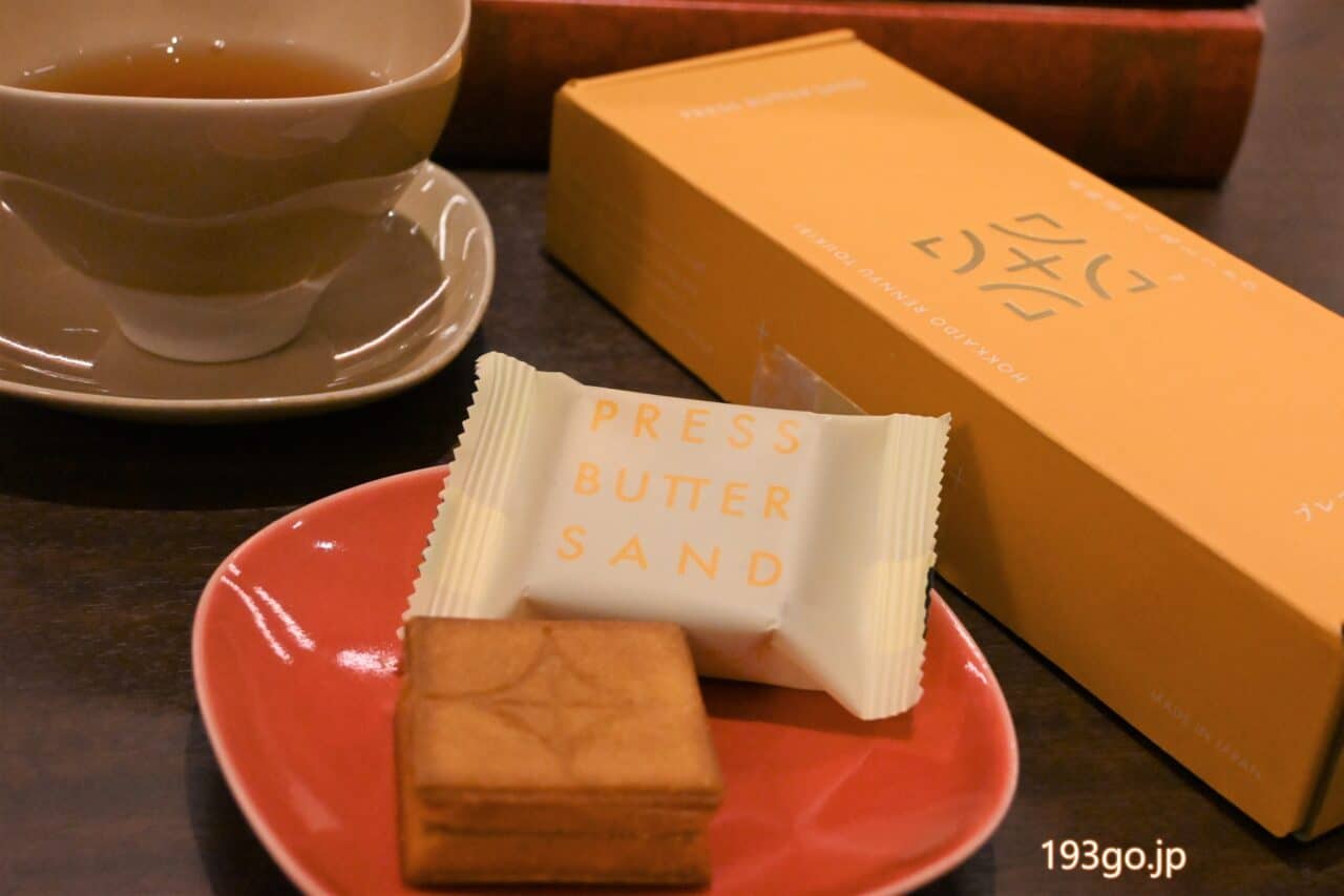 公式 新商品 PRESS BUTTER SAND バターサンド〈北海道れん乳とうきび〉 9個入 特別セール品