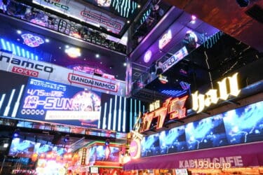 東急歌舞伎町タワー「新宿カブキhall～歌舞伎横丁」へ！祭りと路地裏がコンセプトのカオス空間