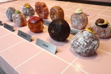 表参道　生ドーナツ「Iʼm donut ?」ポップなピンクが可愛い、初の一棟型！表参道店限定フレーバーも