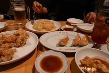 名古屋で町中華「たつみ」行列ができる餃子屋！餃子にチャーハン、麻辣スープ餃子　クセになる旨さ　　